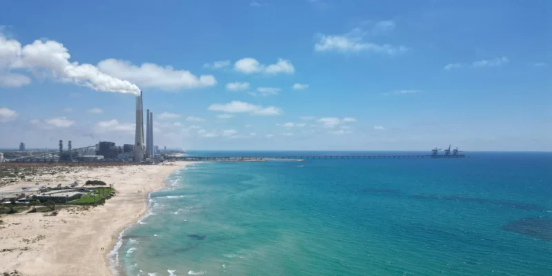 Centrale elettrica di Hadera Israele attacco di squalo